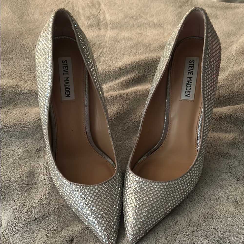 Steve Madden Glittering Silver Heels